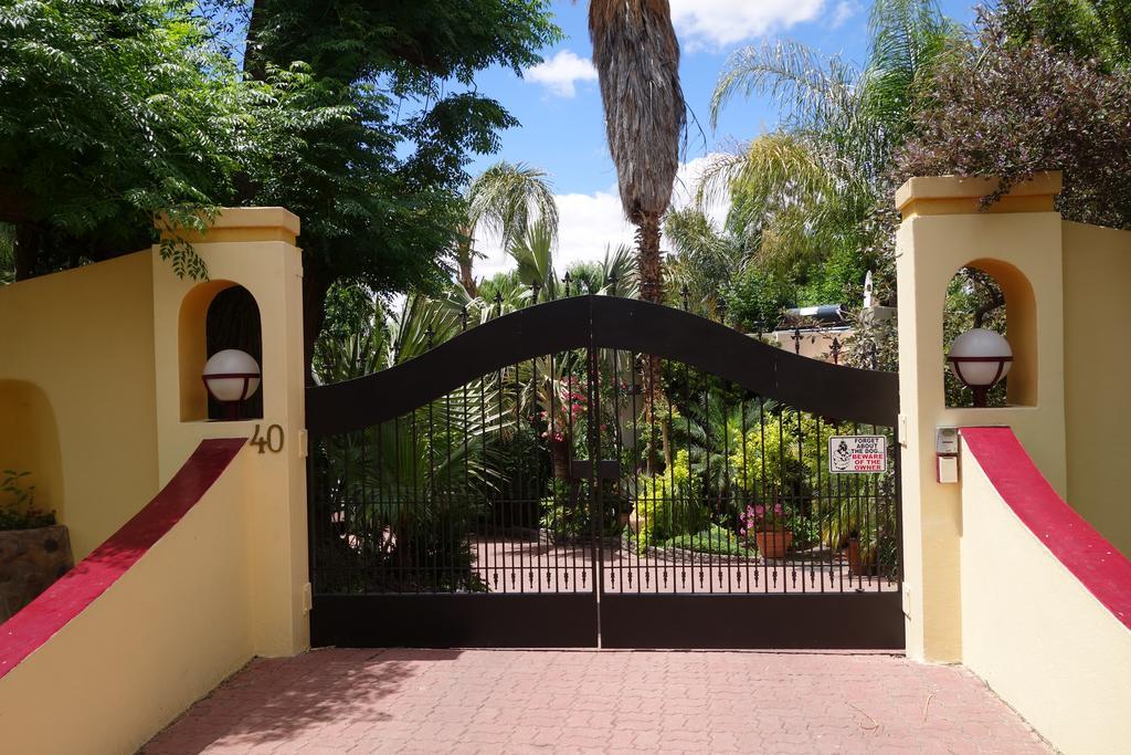 A La Fugue Upington Exterior foto